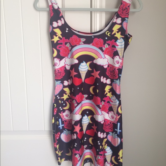 Dress - Picture 1 of 6